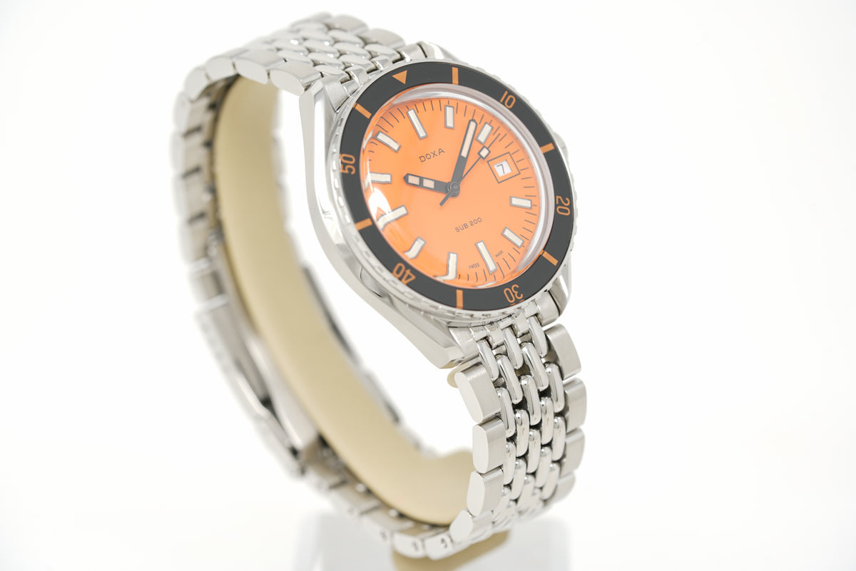 Pre-Owned Doxa SUB 200 Professional 799.10.351.10