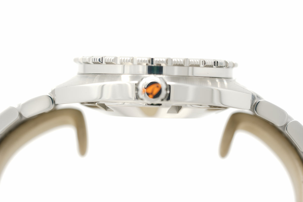 Pre-Owned Doxa SUB 300T Professional 840.10.351.10