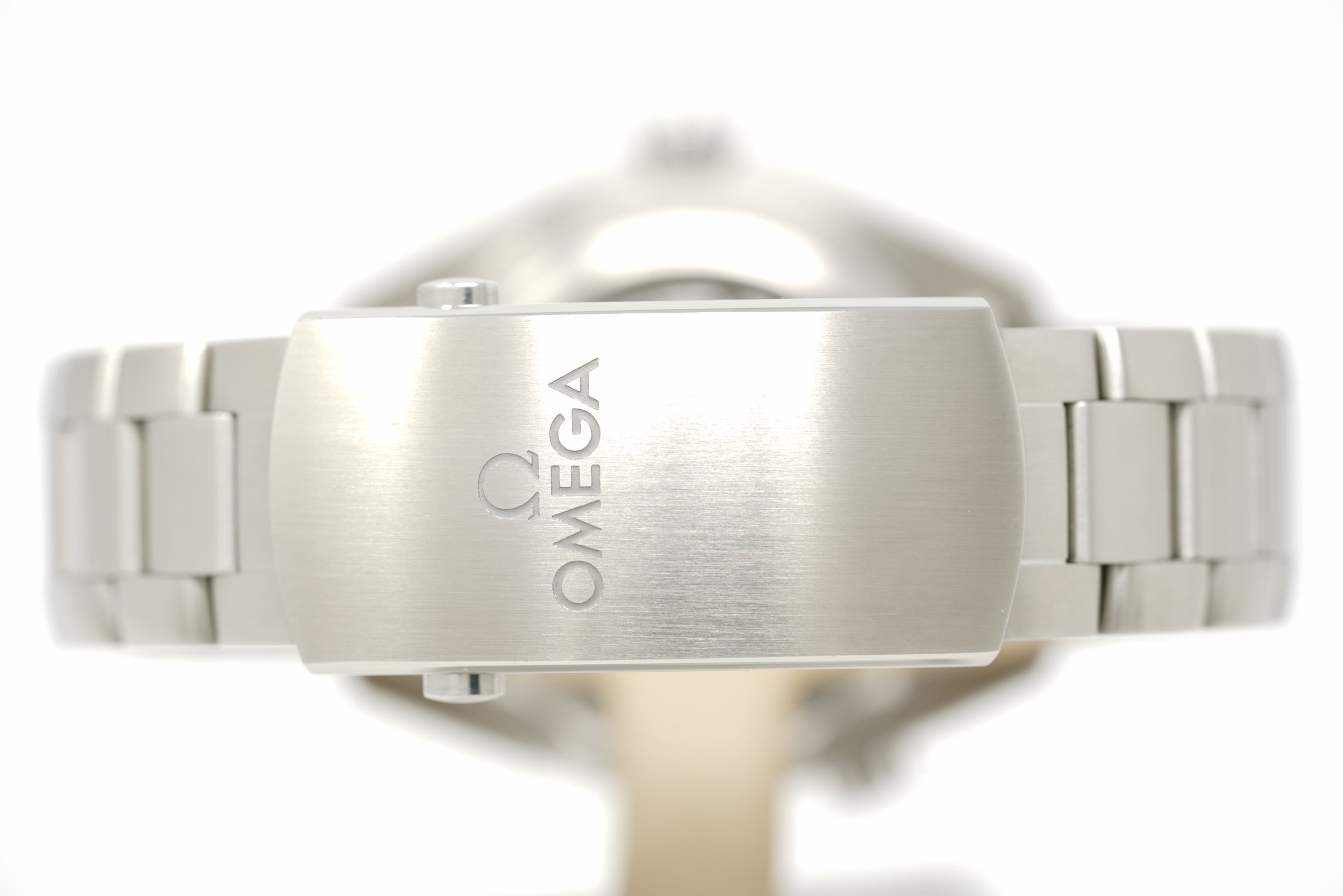 Pre-Owned Omega Seamaster Planet Ocean 215.30.44.21.01.001