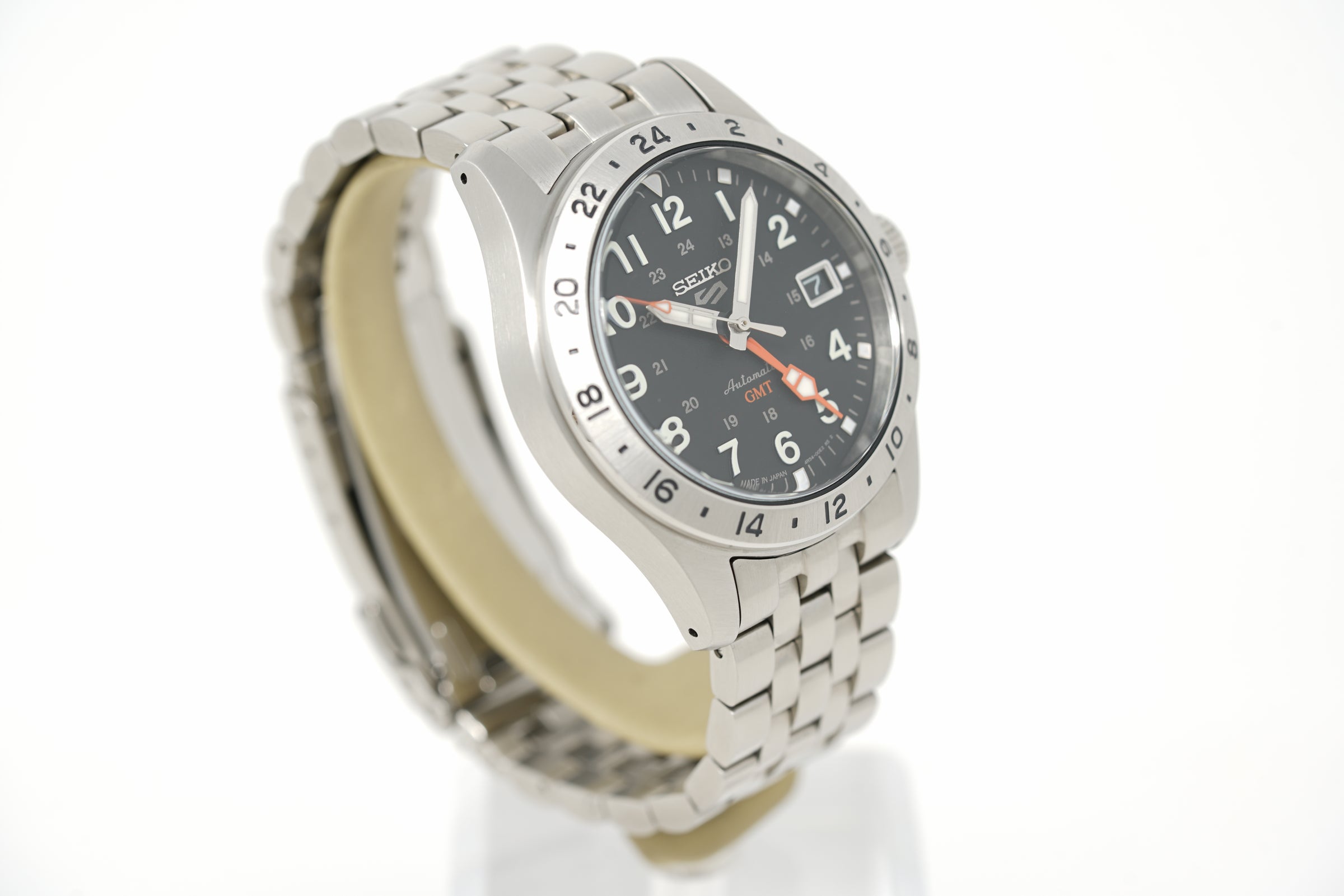 Pre-Owned Seiko 5 Sports Field Series SSK023