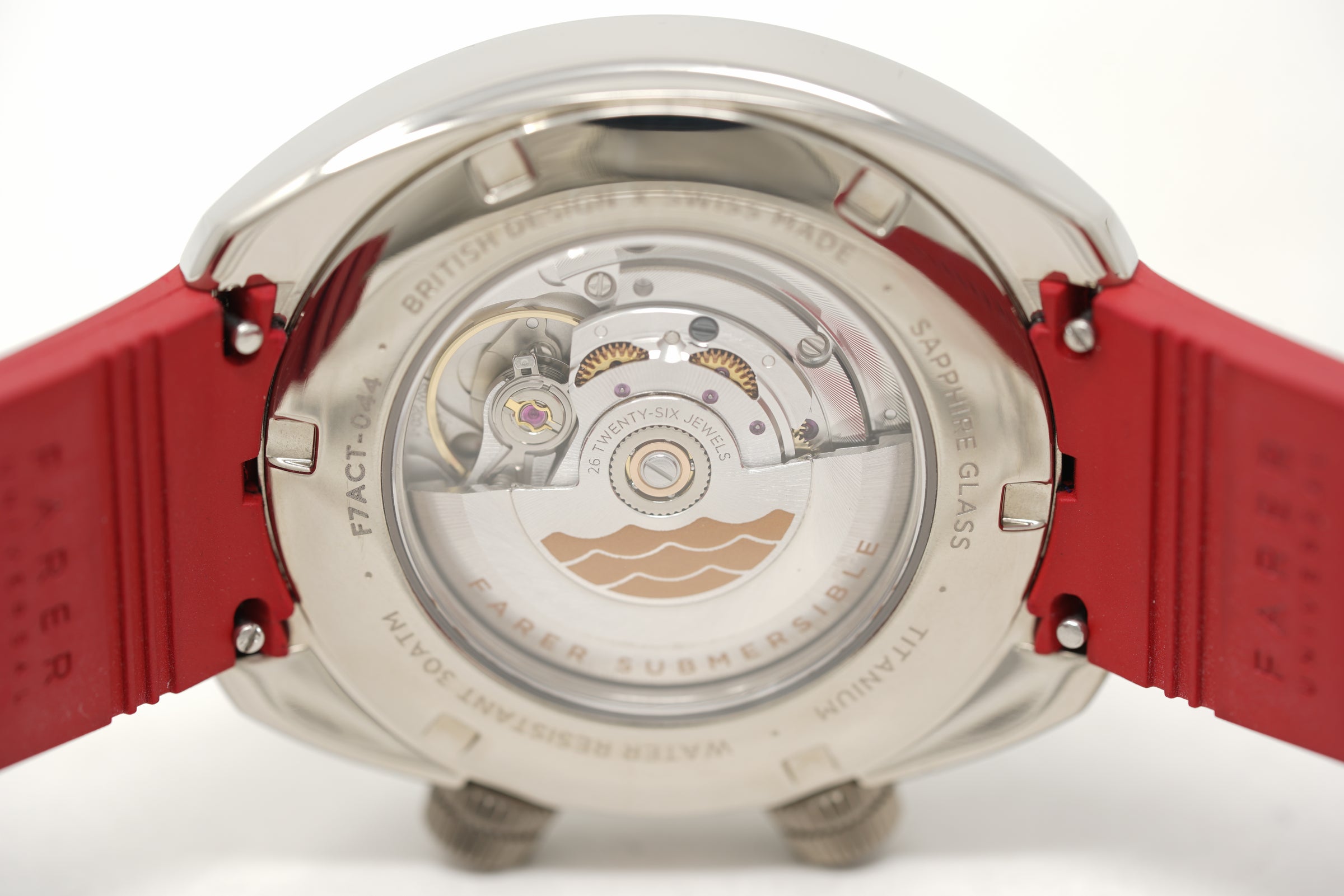 Pre-Owned Farer Aqua Compressor Hecla Carmine Red