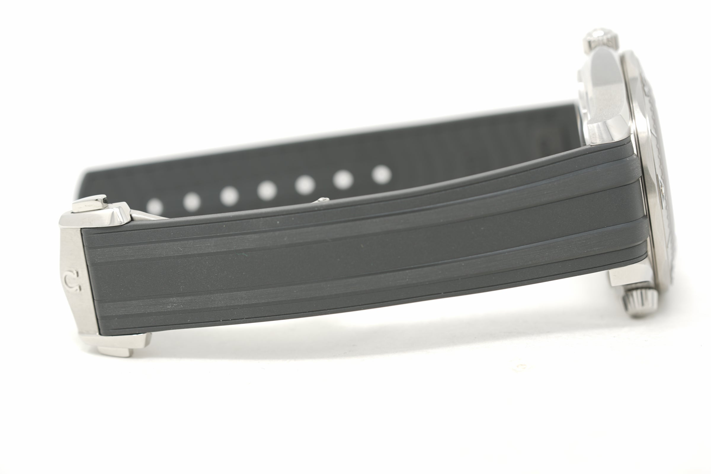 Pre-Owned Omega Seamaster Diver 300M 210.32.42.20.06.002
