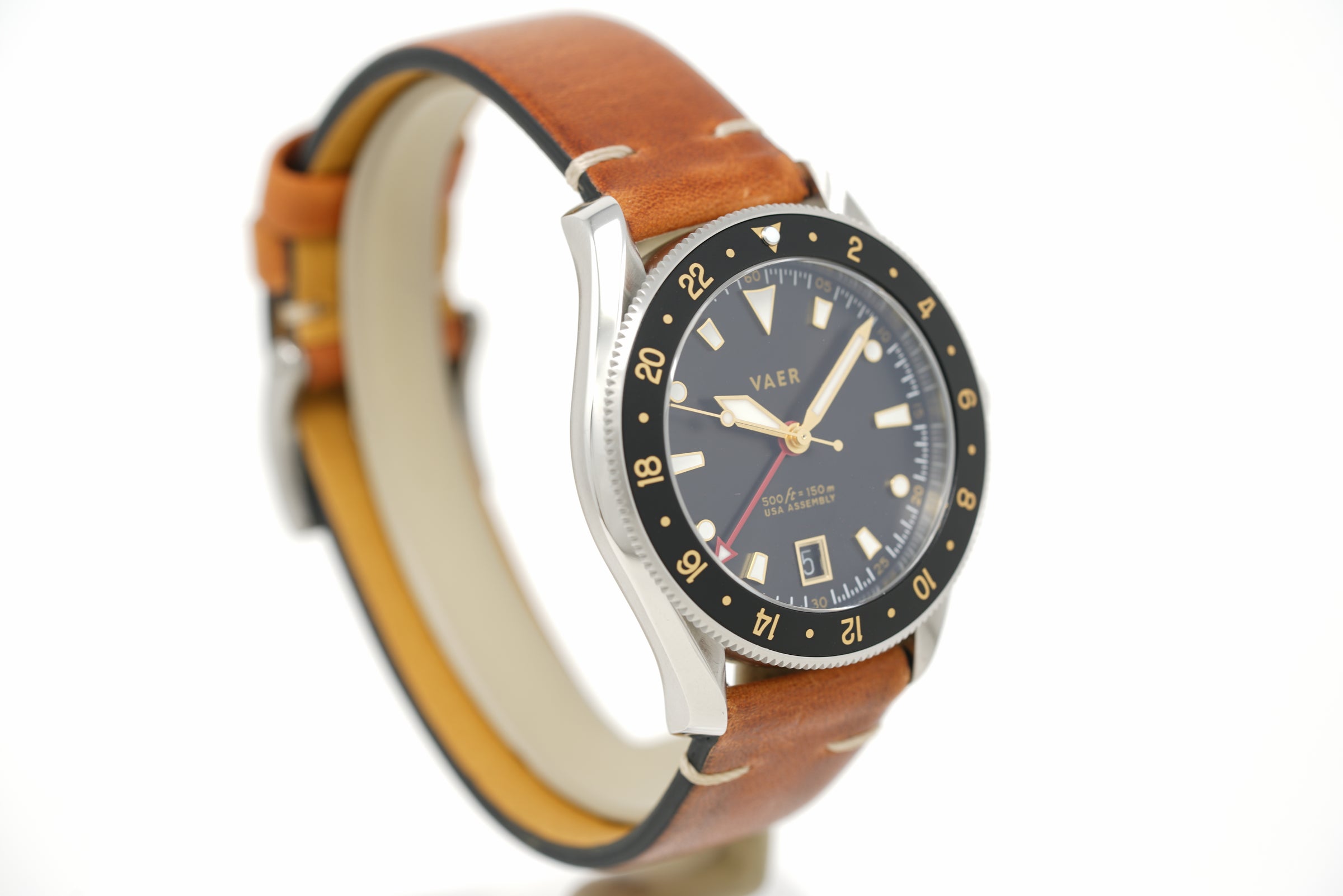 Pre-Owned Vaer G2 Meridian Gilt GMT - 39mm USA