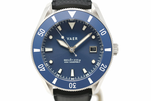 Pre-Owned Vaer D4 Meridian Navy Matte Solar - 42mm USA