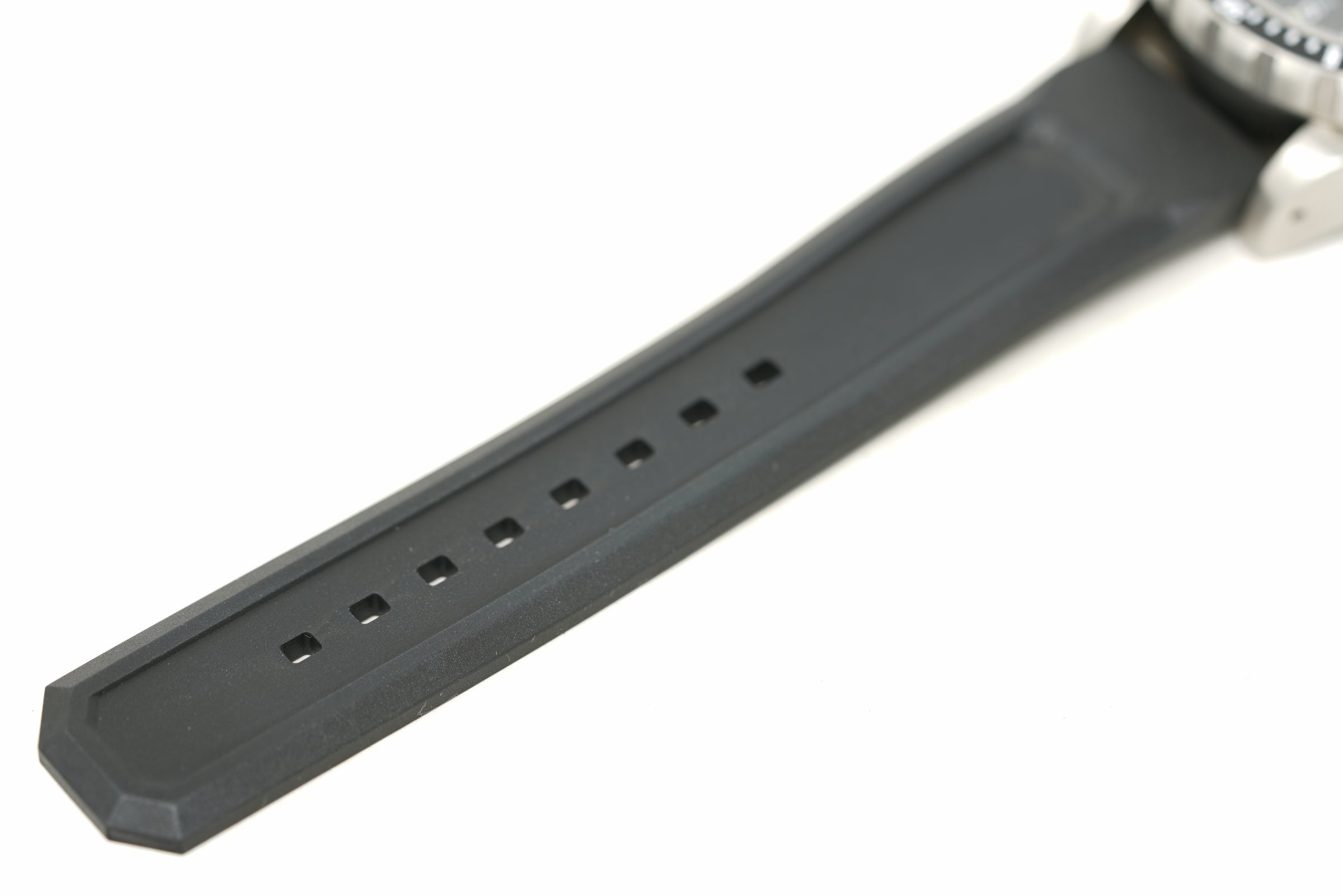 Pre-Owned Marathon 46 JSAR Red Maple Diver's Quartz WW194018SS-0430