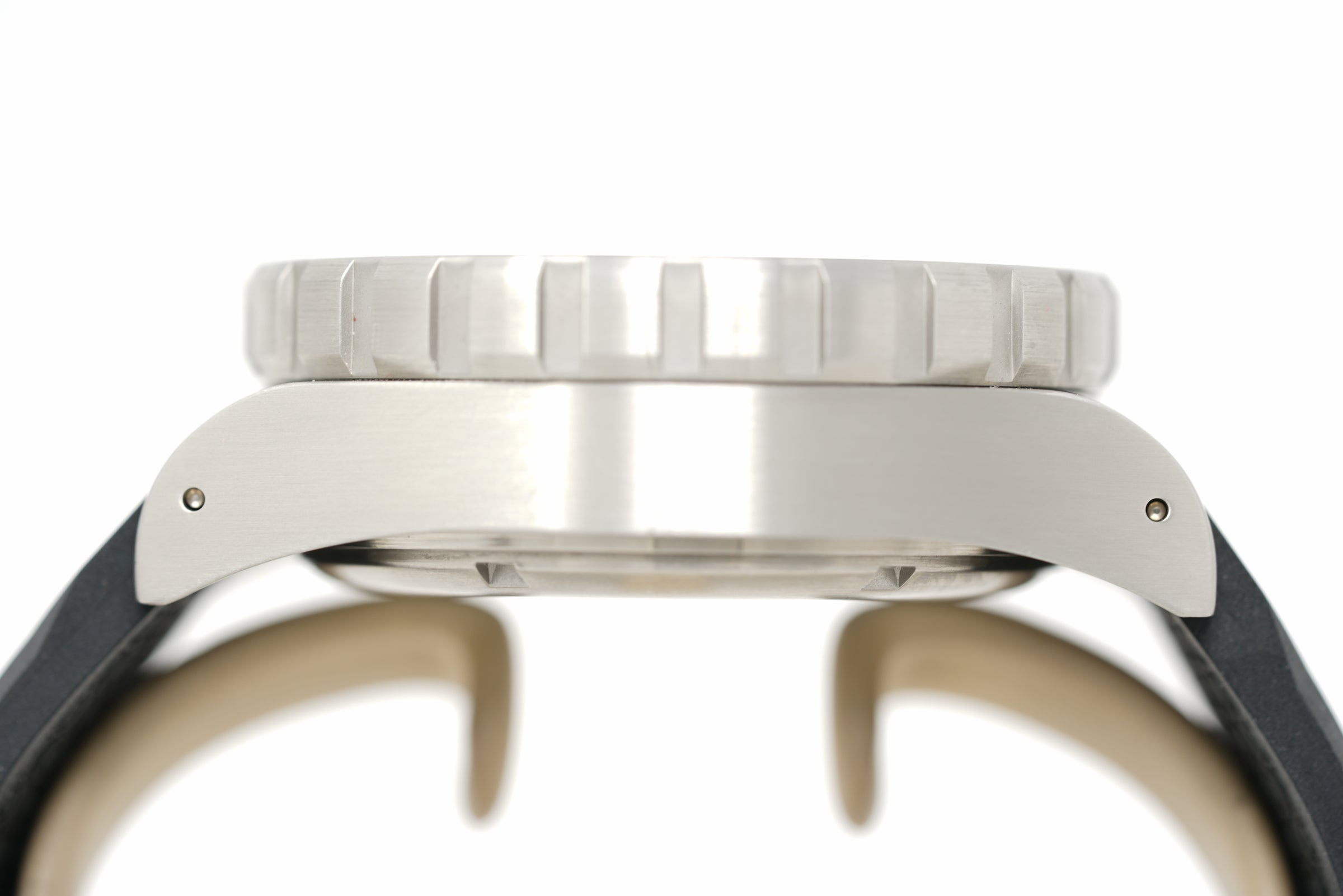 Pre-Owned Marathon 46 JSAR Red Maple Diver's Quartz WW194018SS-0430