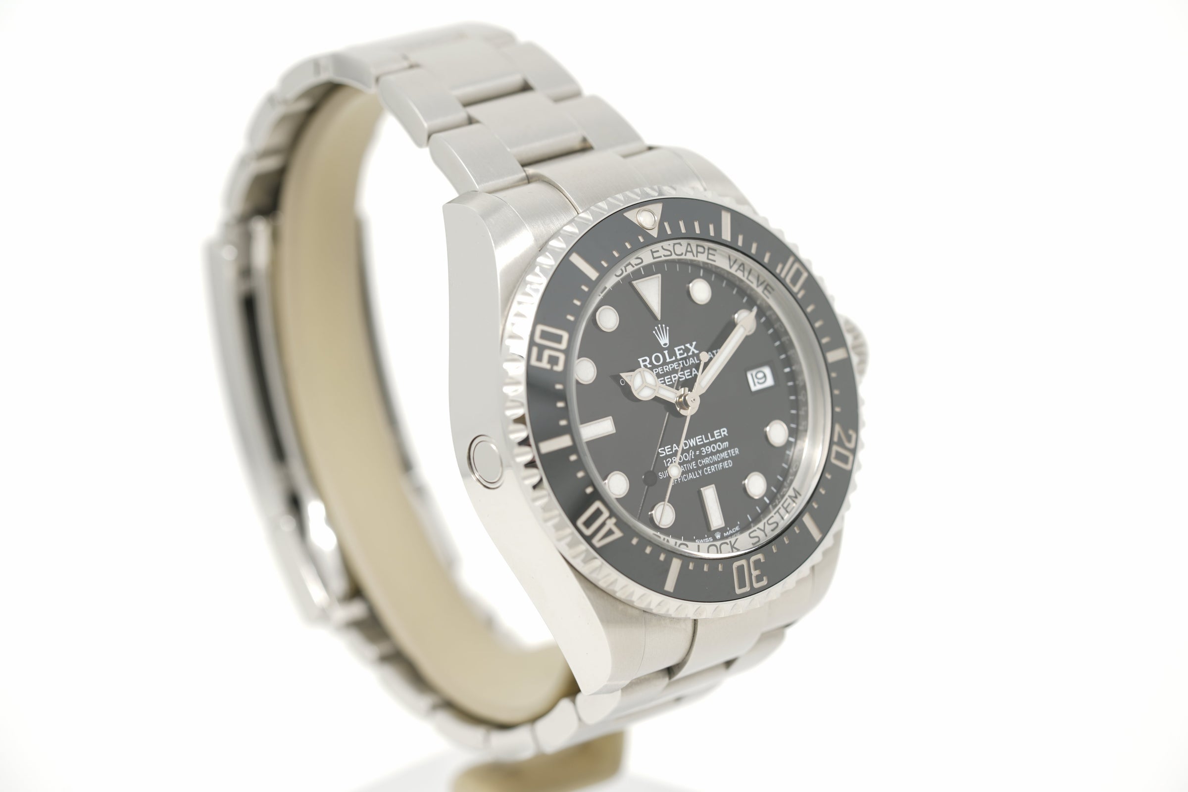 Pre-Owned Rolex Sea-Dweller Deepsea M136660-0004