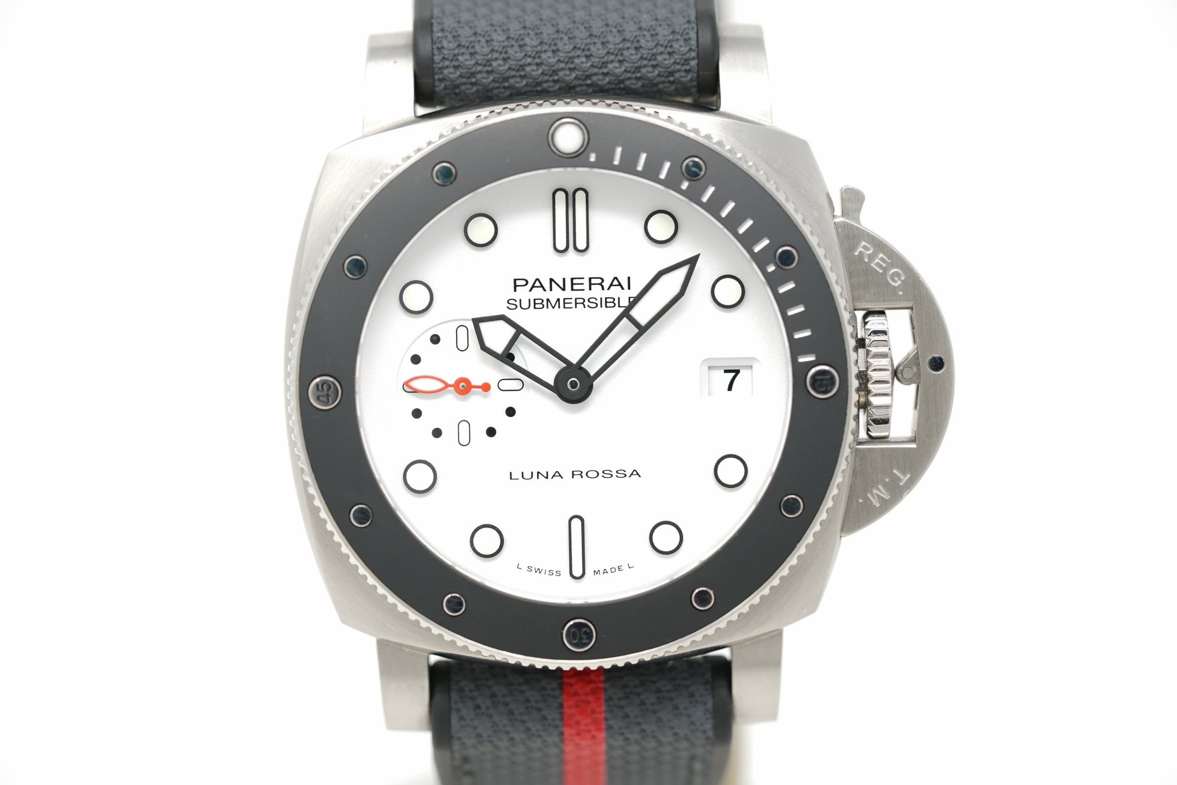 Pre-Owned Panerai Submersible Luna Rossa PAM01579 AA Series