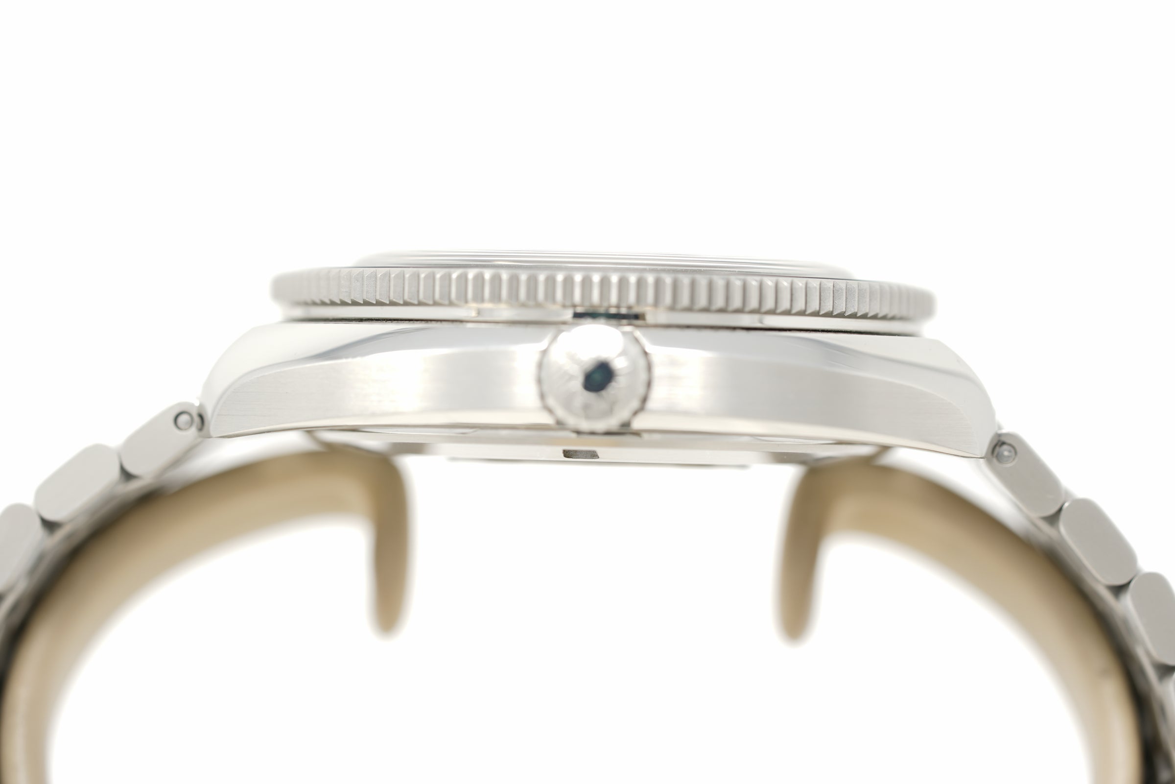 Pre-Owned Longines Ultra-Chron Diver Box Edition L2.836.4.52.9