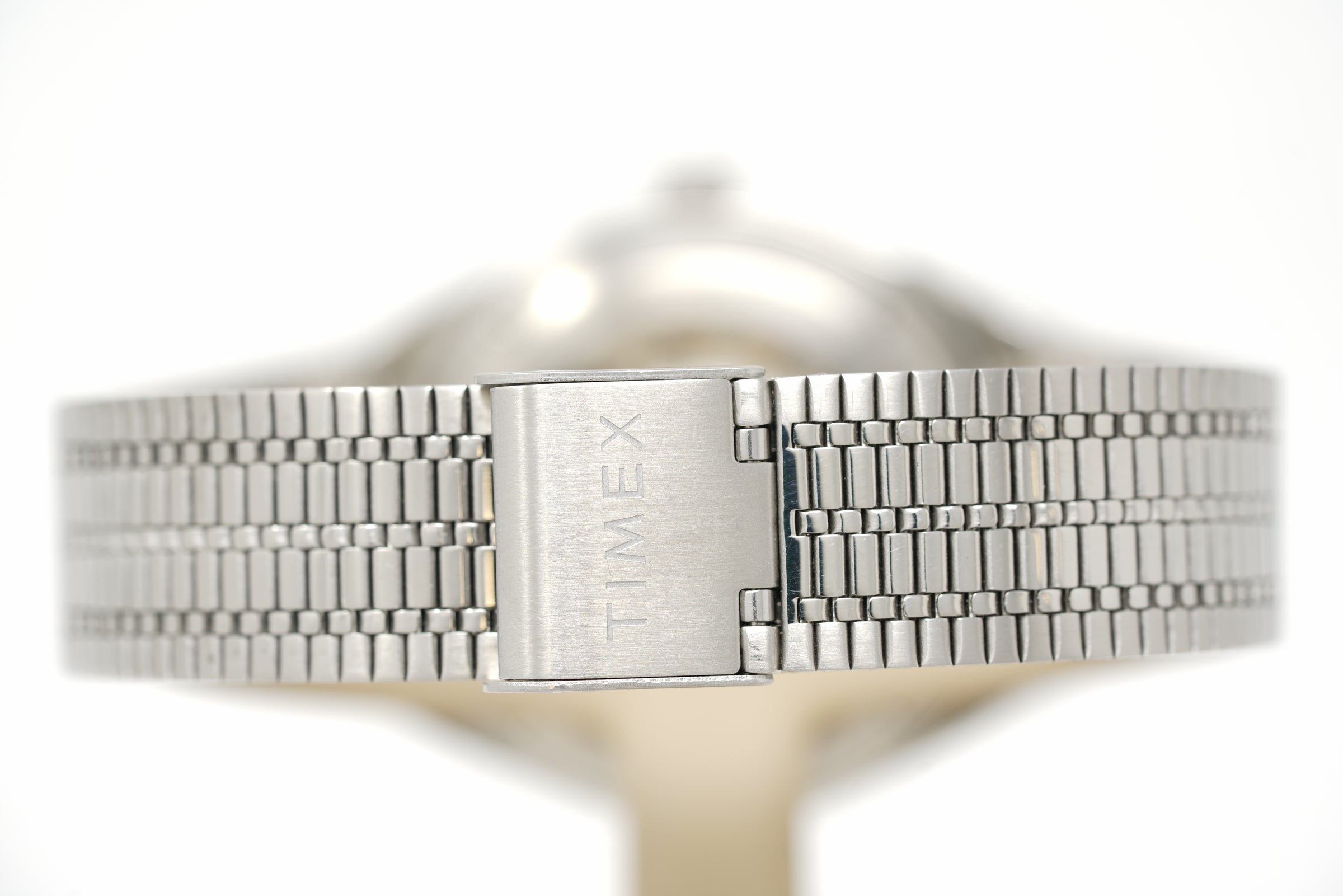 Pre-Owned Timex x seconde/seconde/ IYKYK TW2W23100