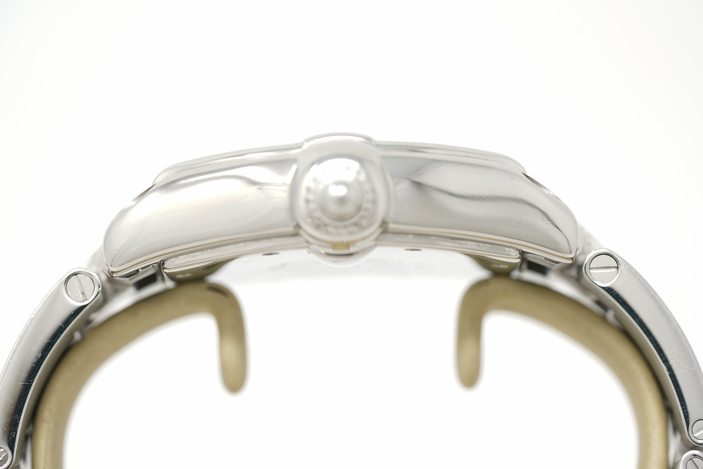 Pre-Owned Cartier Roadster Large W62000V3