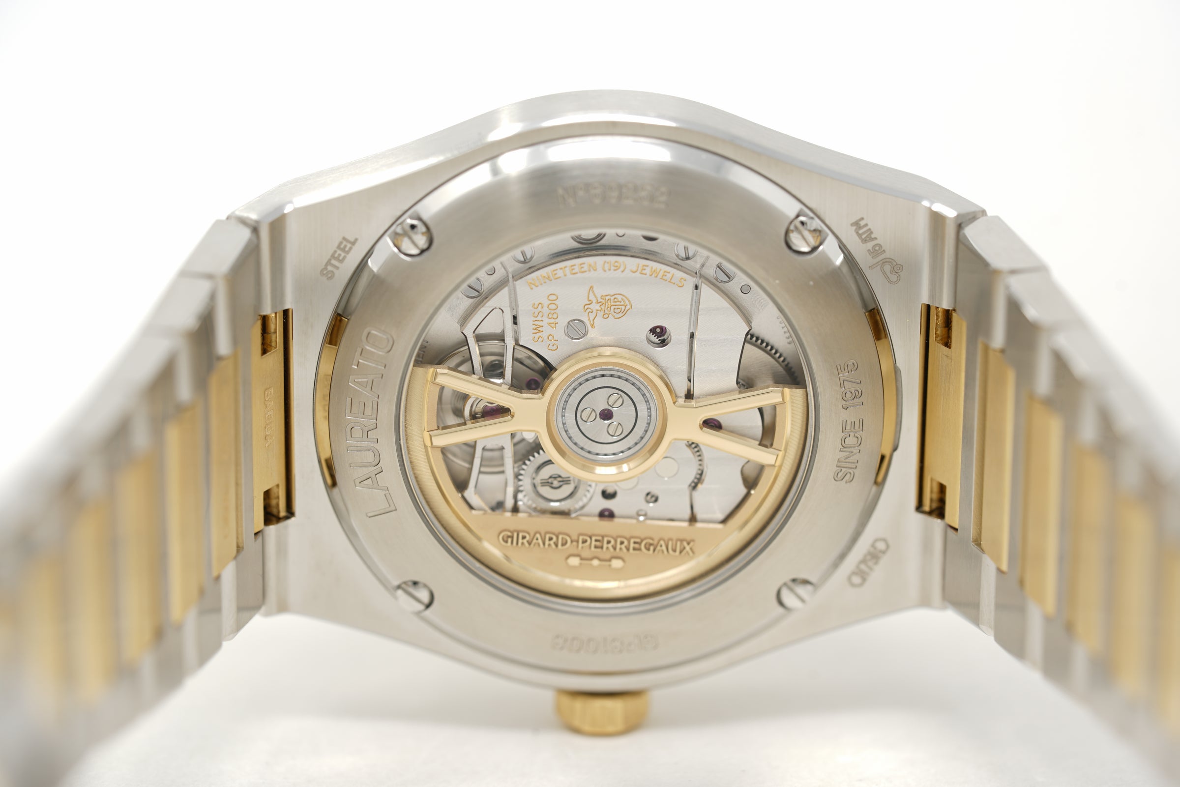 Pre-Owned Girard Perregaux Laureato Fifty 81008-63-3412-1CM