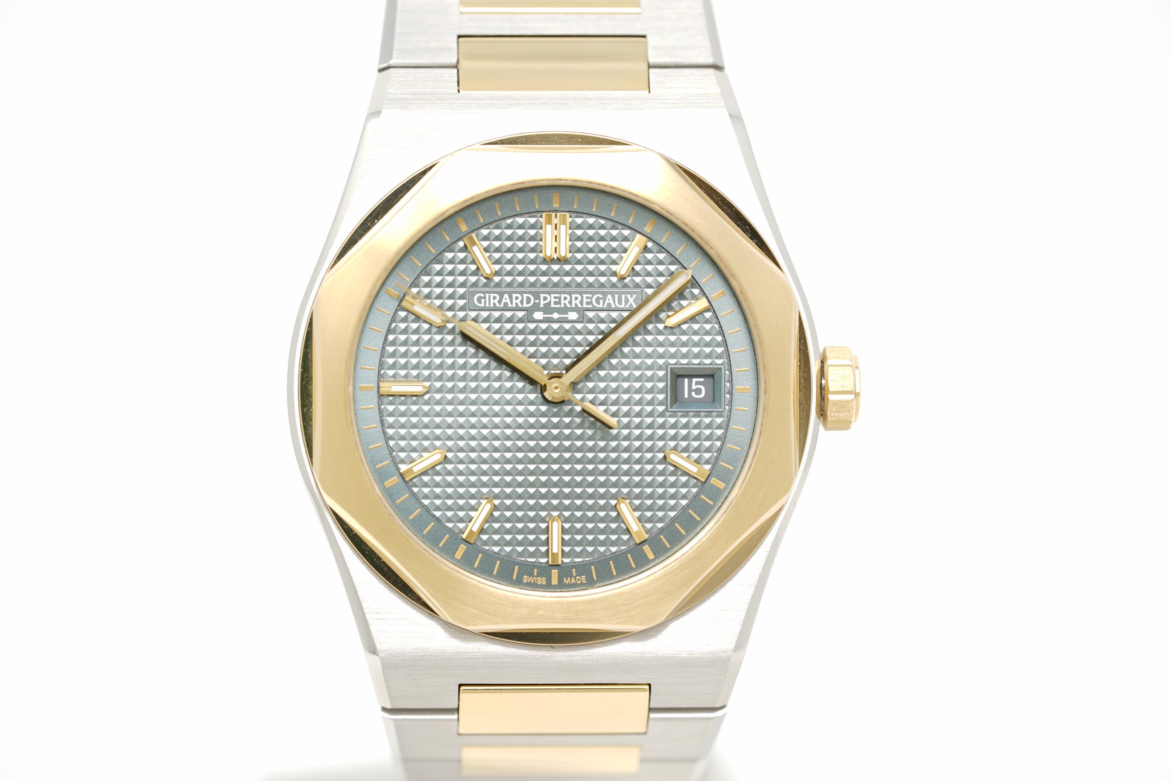 Pre-Owned Girard Perregaux Laureato Fifty 81008-63-3412-1CM