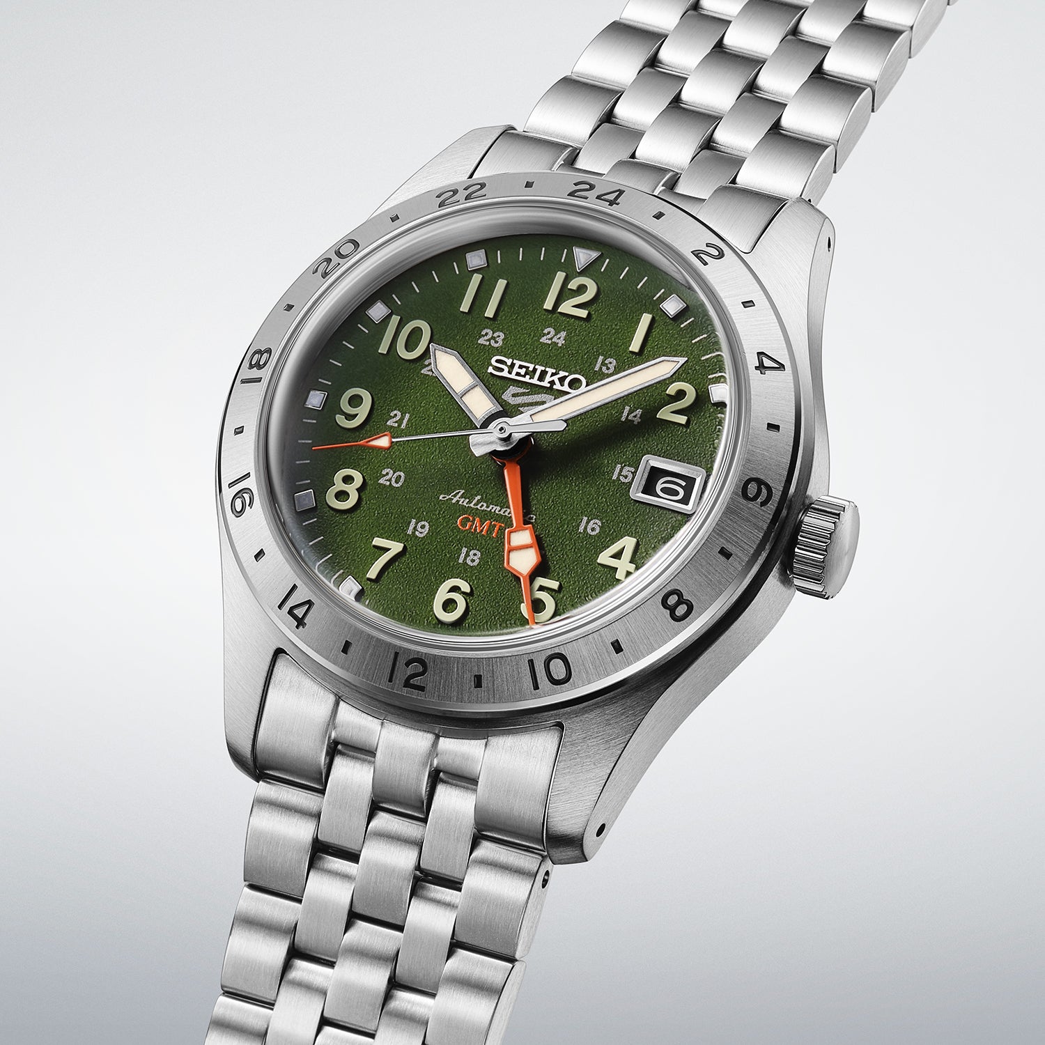 Seiko 5 Sports Field GMT HDB001