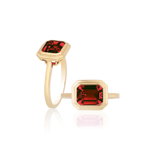 Goshwara Manhattan Emerald Cut East West Garnet Ring