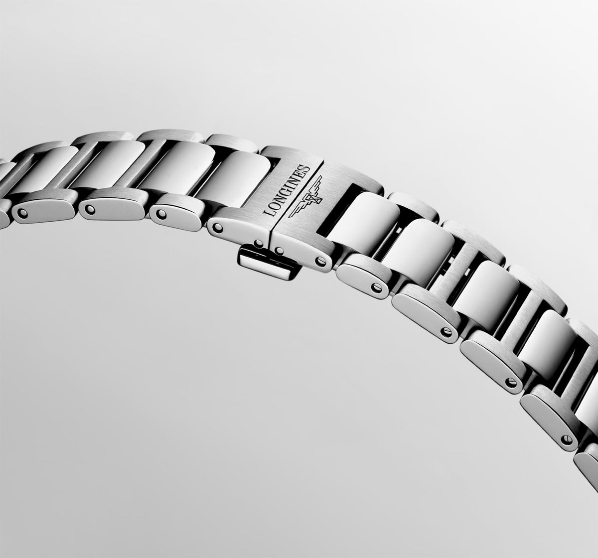 Longines Conquest 38mm Quartz L3.750.4.12.6