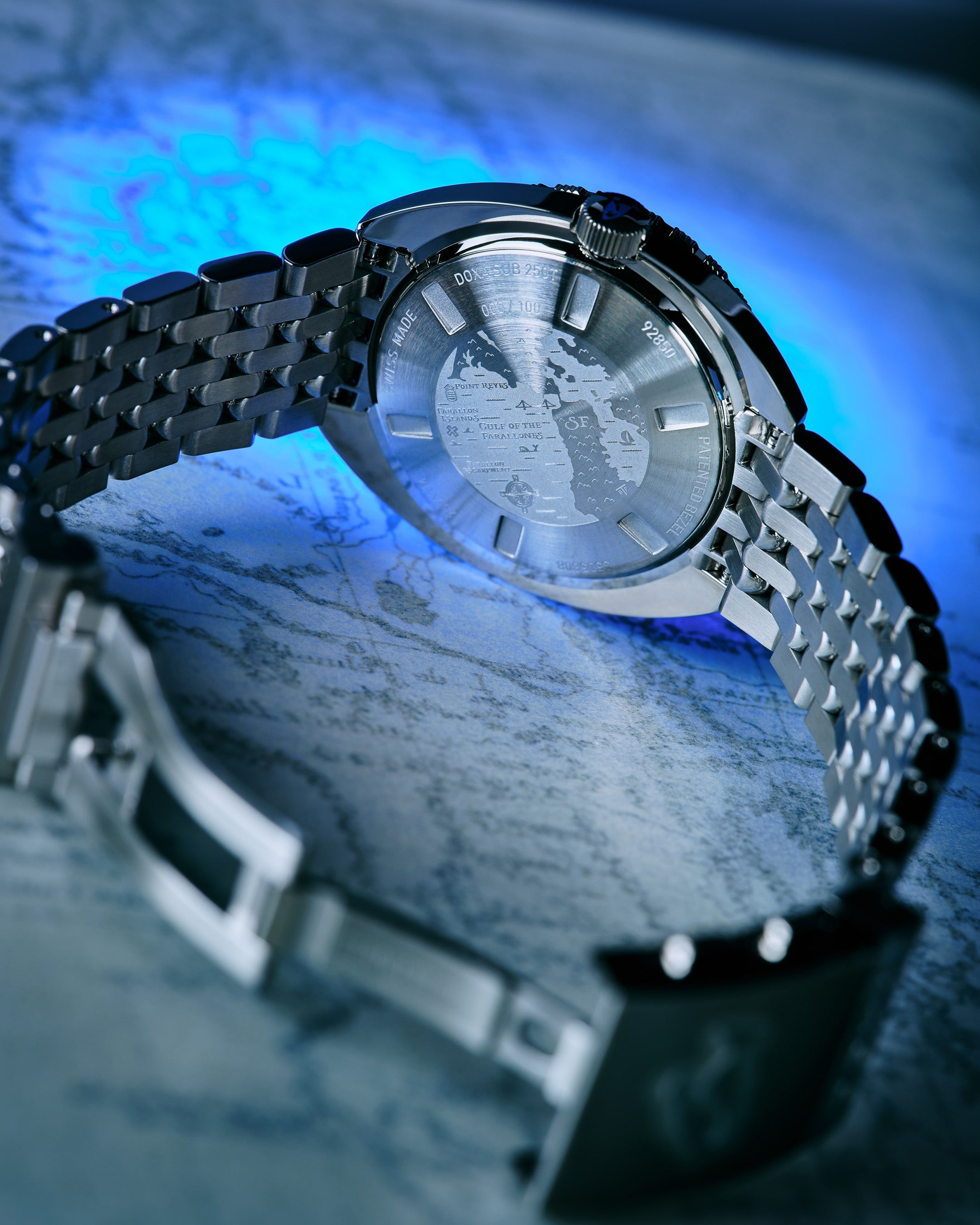 Doxa SUB 250T GMT 'Great White' Topper Edition 855.10.011.10-SE9