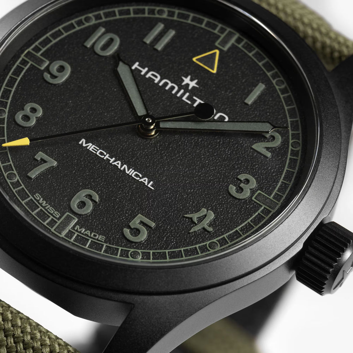 Hamilton Khaki Field Mechanical 38mm Call of Duty Modern Warfare 4 Limited Edition H69469930