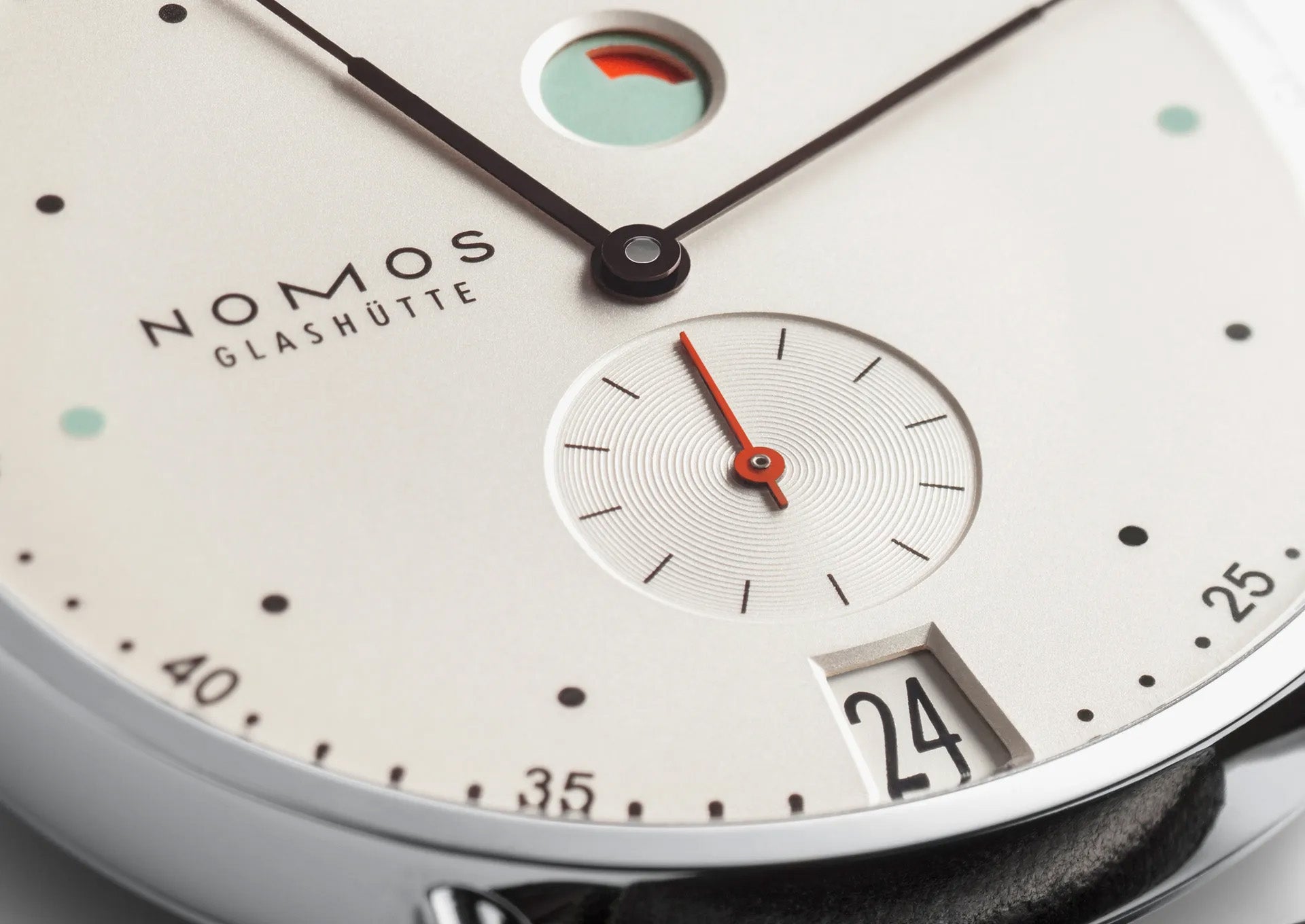 Nomos Glashütte Metro Date Power Reserve 1101