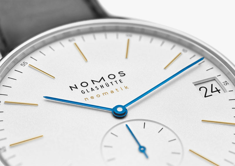 Nomos Glashütte Orion Neomatik 41 Date 360