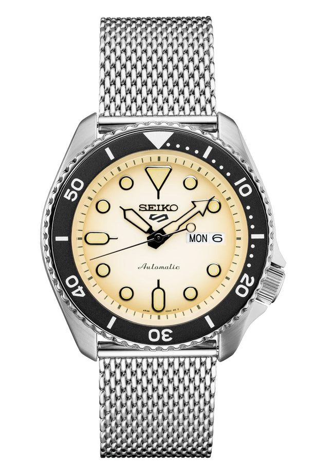 Seiko 5 Sports SKX Suits Style SRPD67