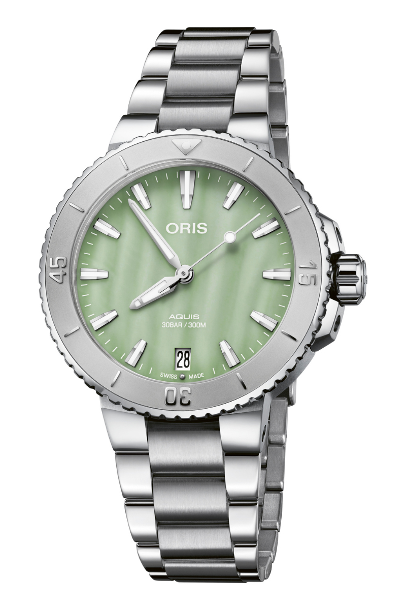 Oris Aquis Date Mother-of-Pearl 36.5mm 01 733 7770 4157-07 8 18 05P